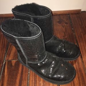 Black Sparkly Uggs!!
