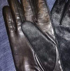 Banana Republic Leather/Calf Hair GLOVES