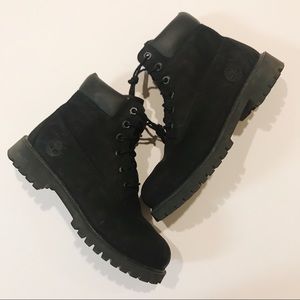 All Black Timberland 6” Boots, Boy’s 5/Women’s 7