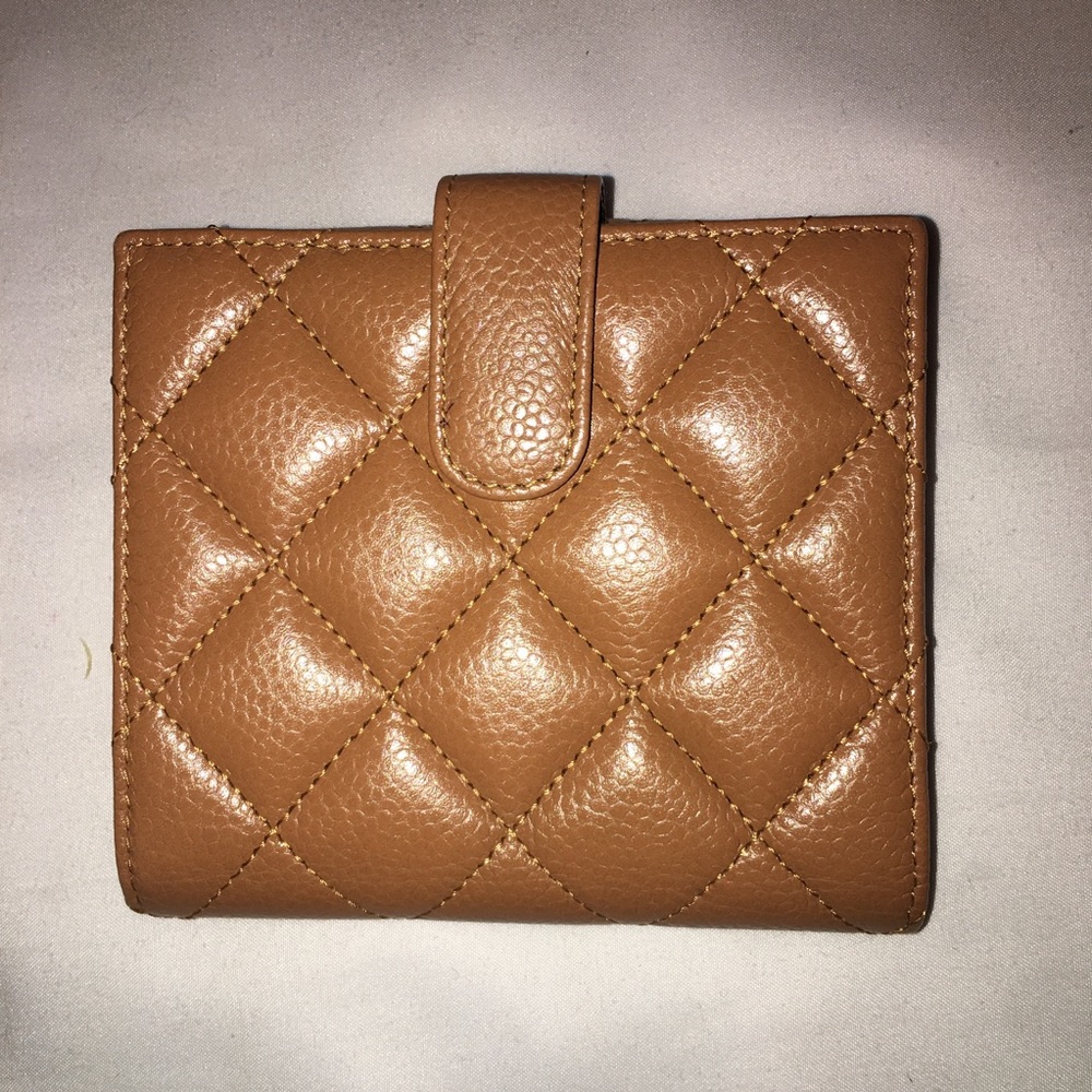 Authentic Chanel Women’s Bifold Coin Wallet - Picture 2 of 8