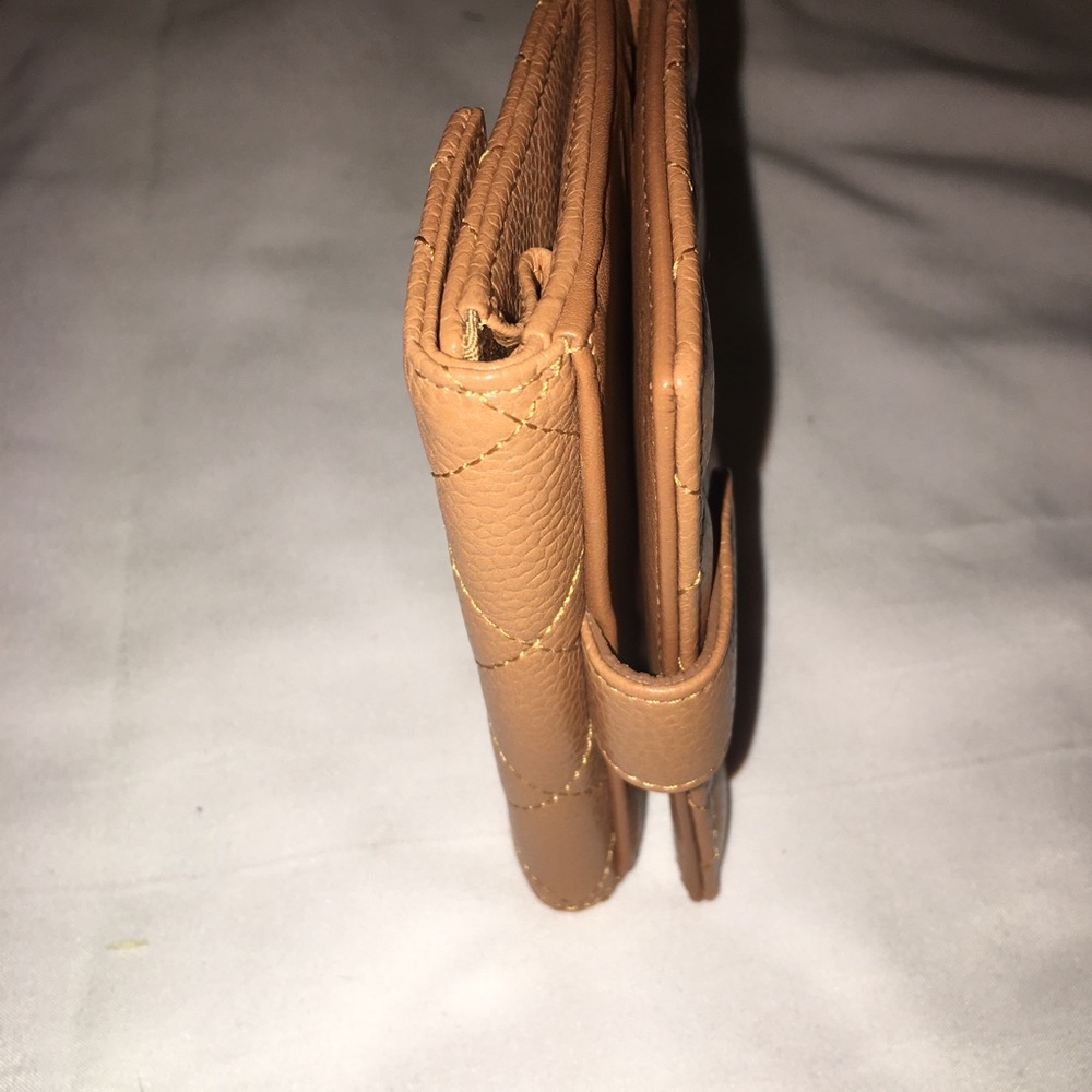 Authentic Chanel Women’s Bifold Coin Wallet - Picture 7 of 8