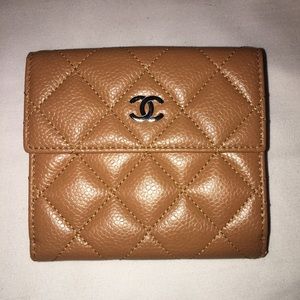 Authentic Chanel Women’s Bifold Coin Wallet