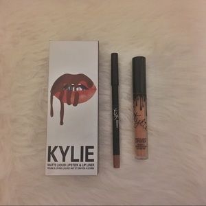 Kylie Jenner lip kit in Dolce K
