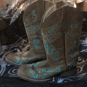 Beautiful Circle G boots