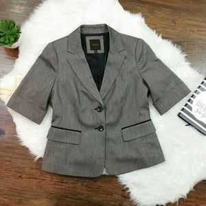 The Limited Edition grey blazer size medium