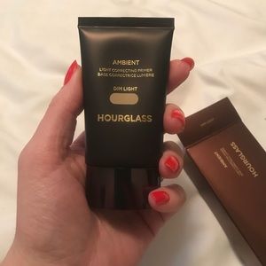 Brand new in box Hourglass Dim Light Primer