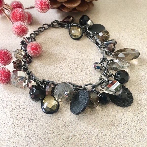 ✨NEW✨SMOKE CRYSTAL & BLACK CHARM BRACELET - Picture 11 of 11