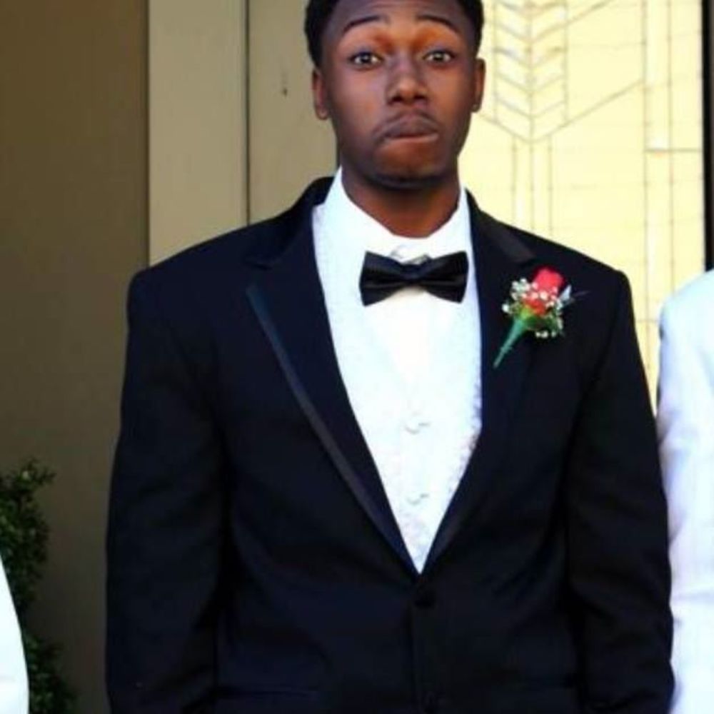 Meet your Posher, Armanii