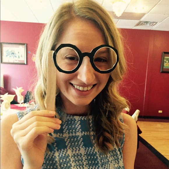 Meet your Posher, Tara - Picture 1 of 1