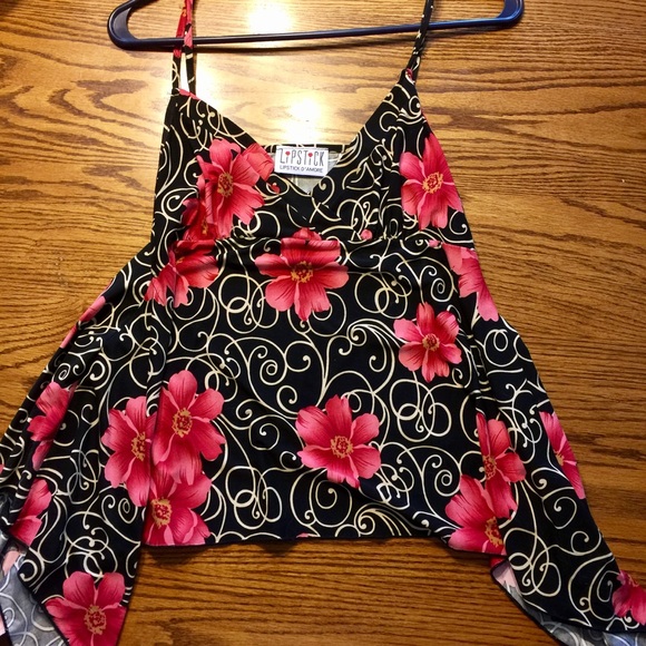 Cute flowy floral tank by Lipstick D'amore. - Picture 1 of 3