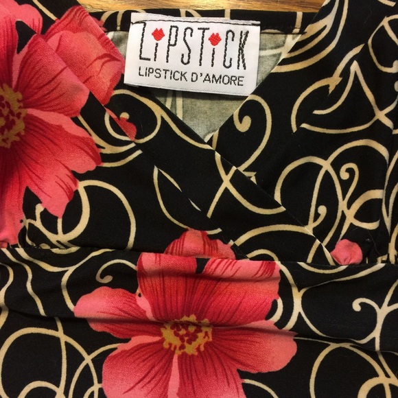 Cute flowy floral tank by Lipstick D'amore. - Picture 2 of 3