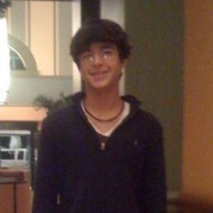 Meet your Posher, Victor