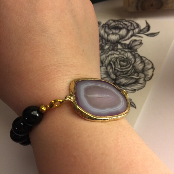 *HOST PICK* Handmade bracelet agate in gold tones - Picture 3 of 8