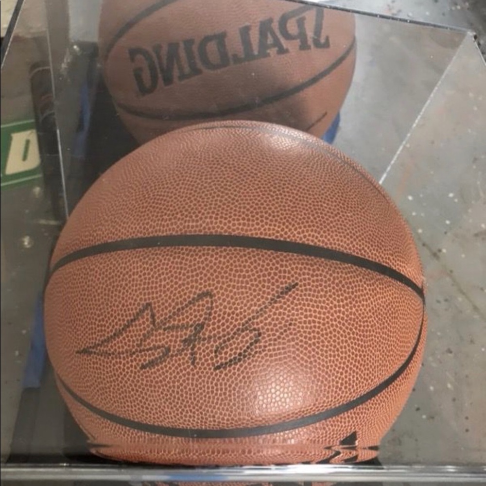Chris Bosh Autographed Basketball With Case