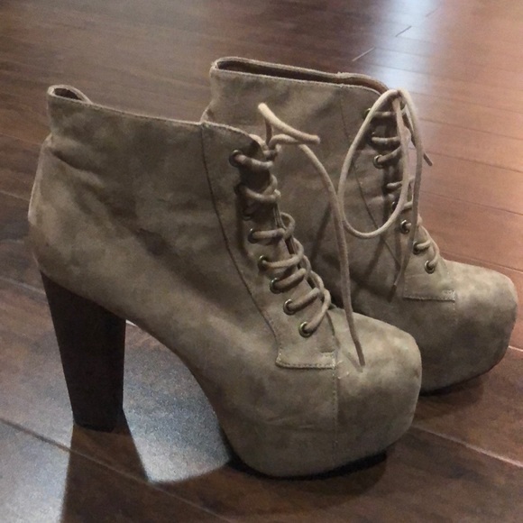 Shoes - Lace up heels