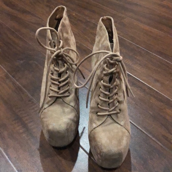 Lace up heels - Picture 2 of 3