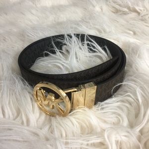 Authentic MK women's leather belt.