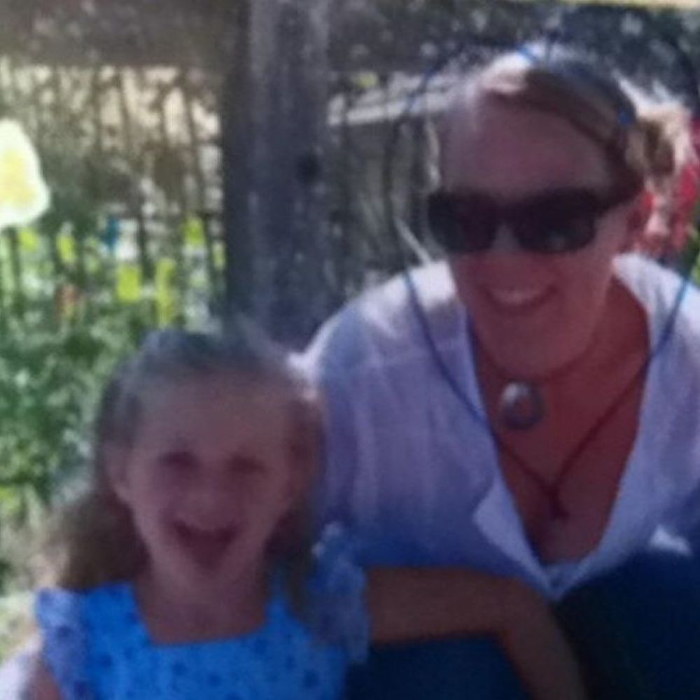 Meet your Posher, Vita