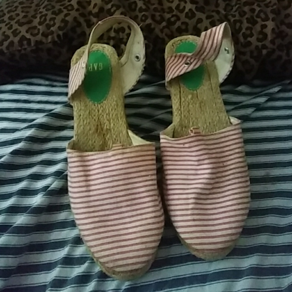 Size 9 wedges