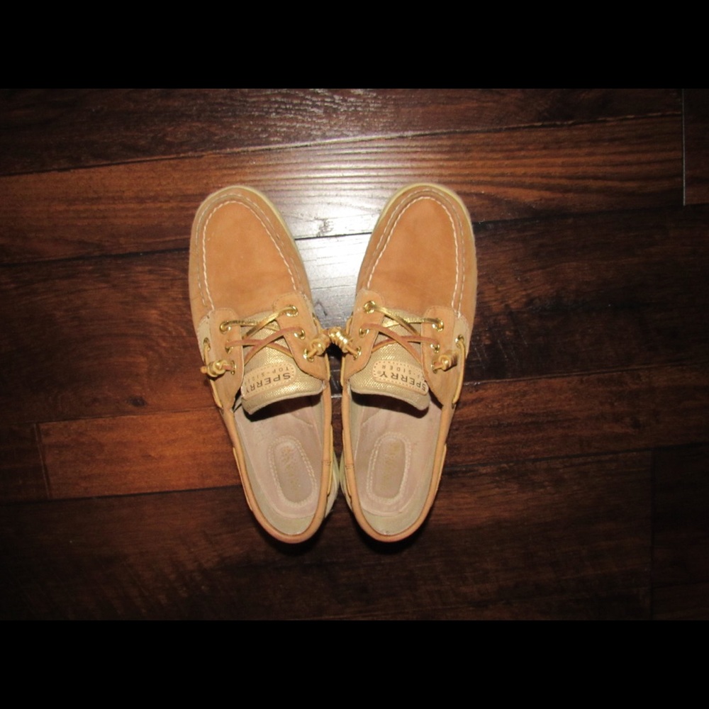 Sperry boat shoes
