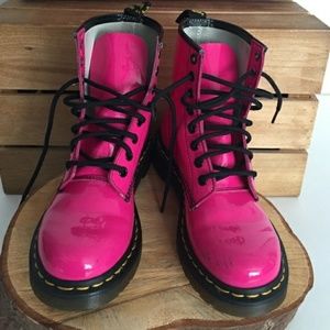 hot pink dr airwair martens boots