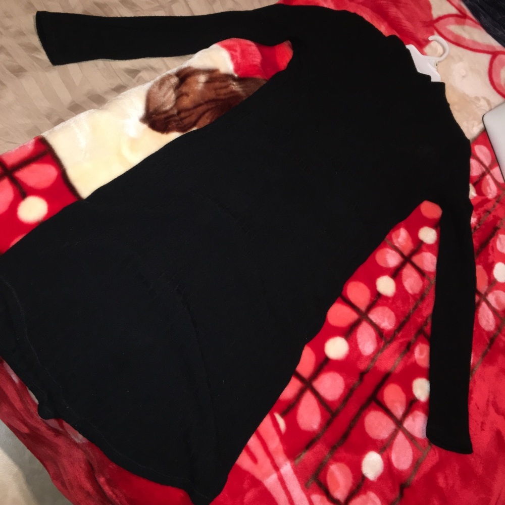 Black long sleeve dress