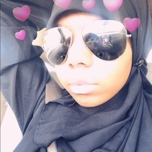 Meet your Posher, Kiana