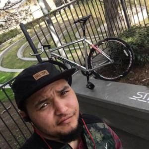 Meet your Posher, Jonathan