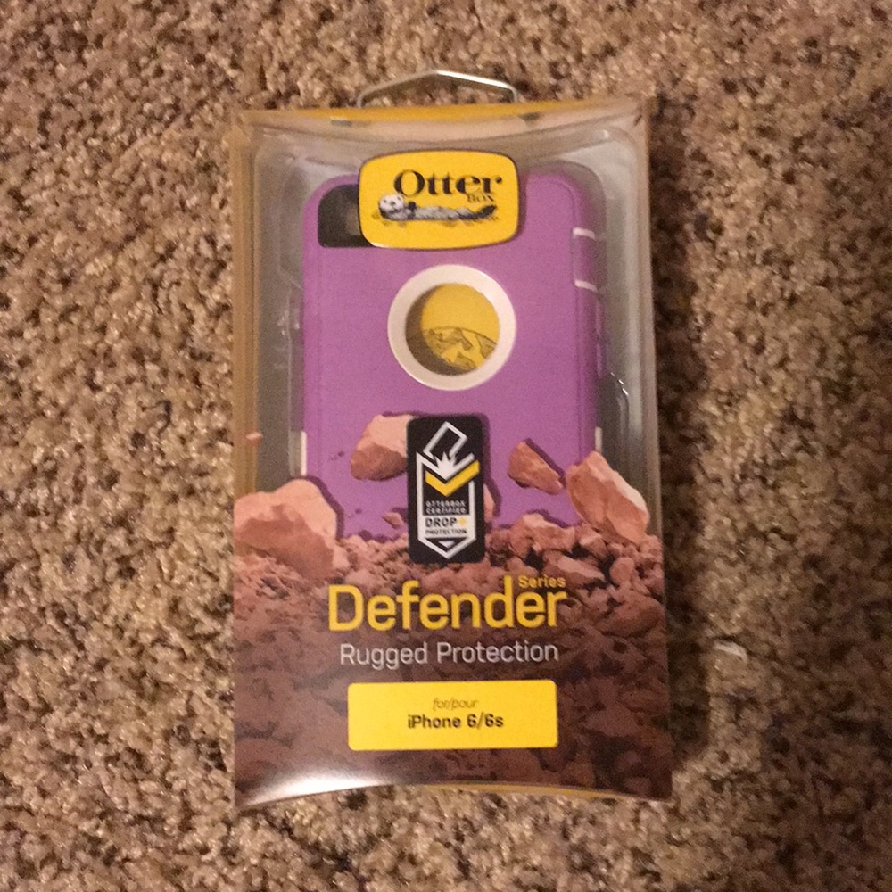 Brand new!!! Otter box 6/6s defender case!