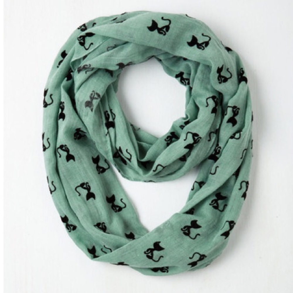 ModCloth Cat Infinity Scarf