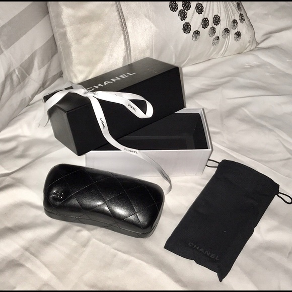 CHANEL Accessories - Chanel Black Leather Quilted Glasses Case