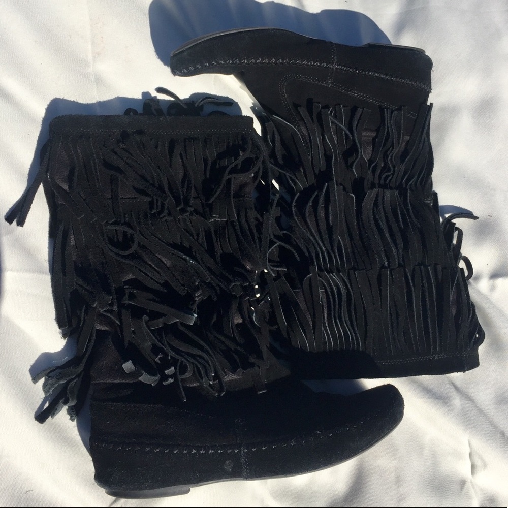 Lauren Conrad black fringe boot 7.5
