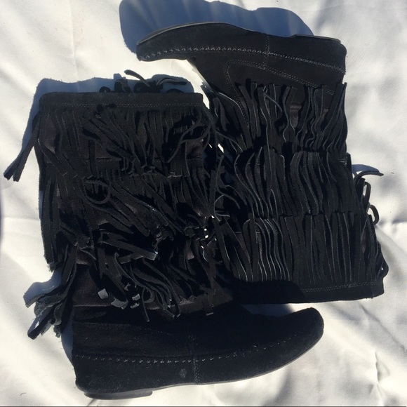 Lauren Conrad black fringe boot 7.5 - Picture 1 of 2