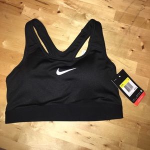 brand new nike sports bra Small