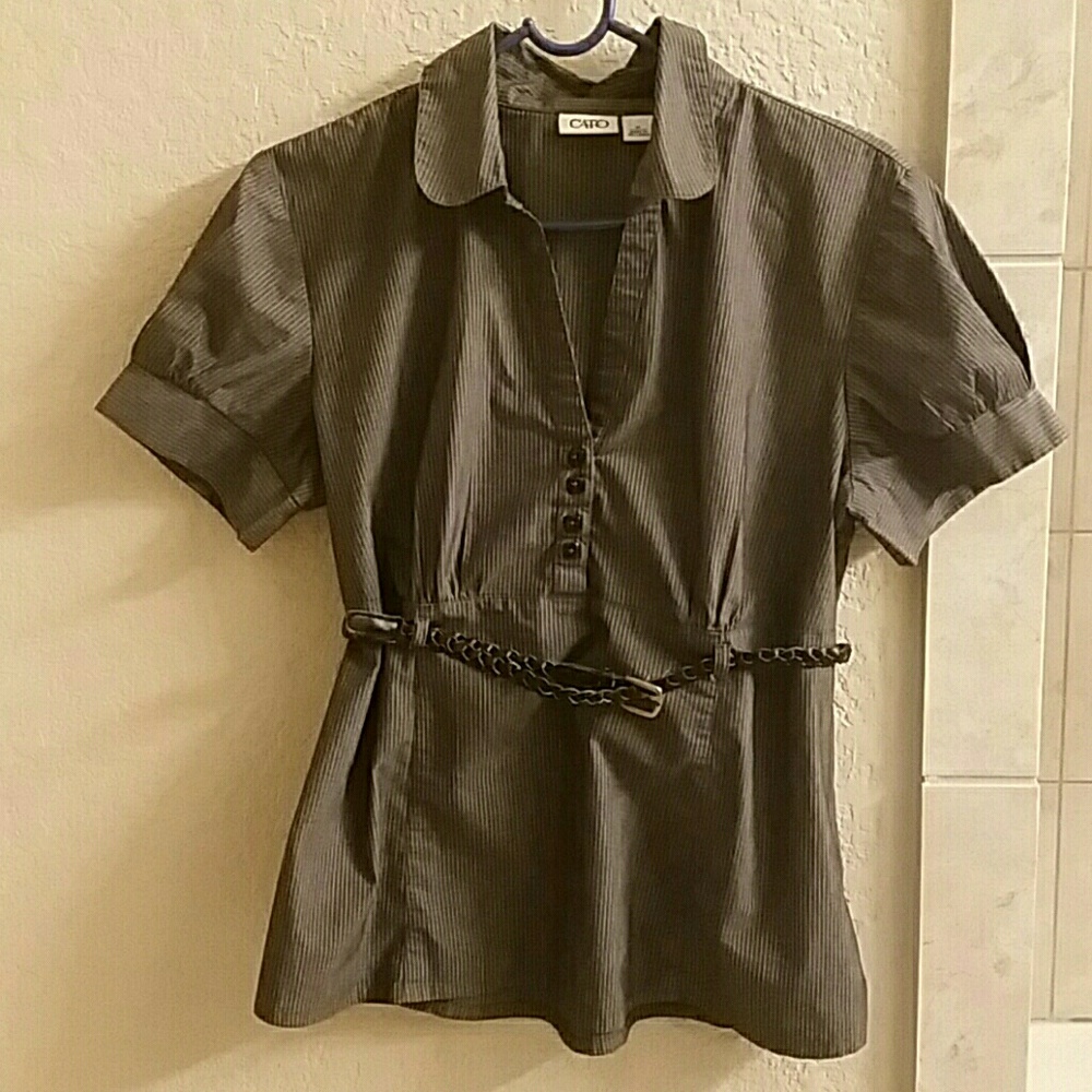 Collared pull-over blouse