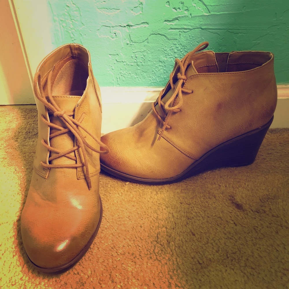 Rustic/boho wedges!