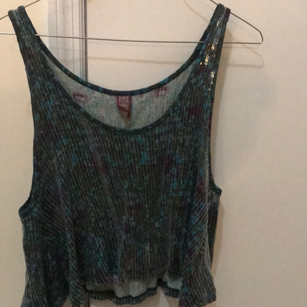 FREE PEOPLE SEQUINS CROP SMALL- festival ready