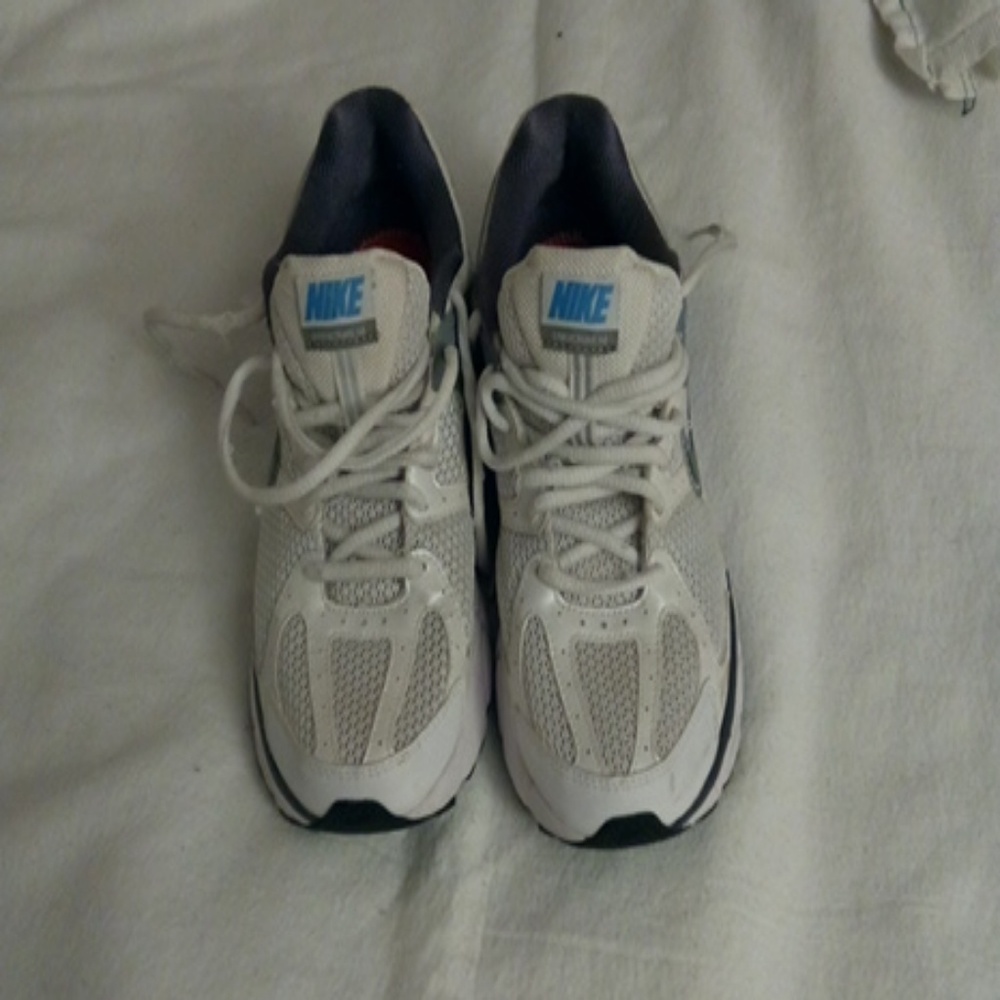 Women's Nike Structure 14