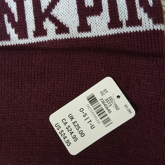 Vs PINK beanie - Picture 6 of 6