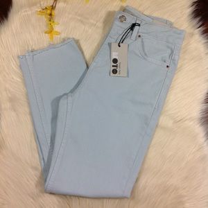 TOPSHOP | petite baby blue raw hem cropped jeans