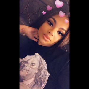 Meet your Posher, Iesha