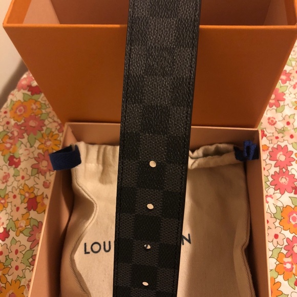 Authentic LV Damier Graphite Belt - Picture 7 of 8