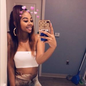 Meet your Posher, Hope