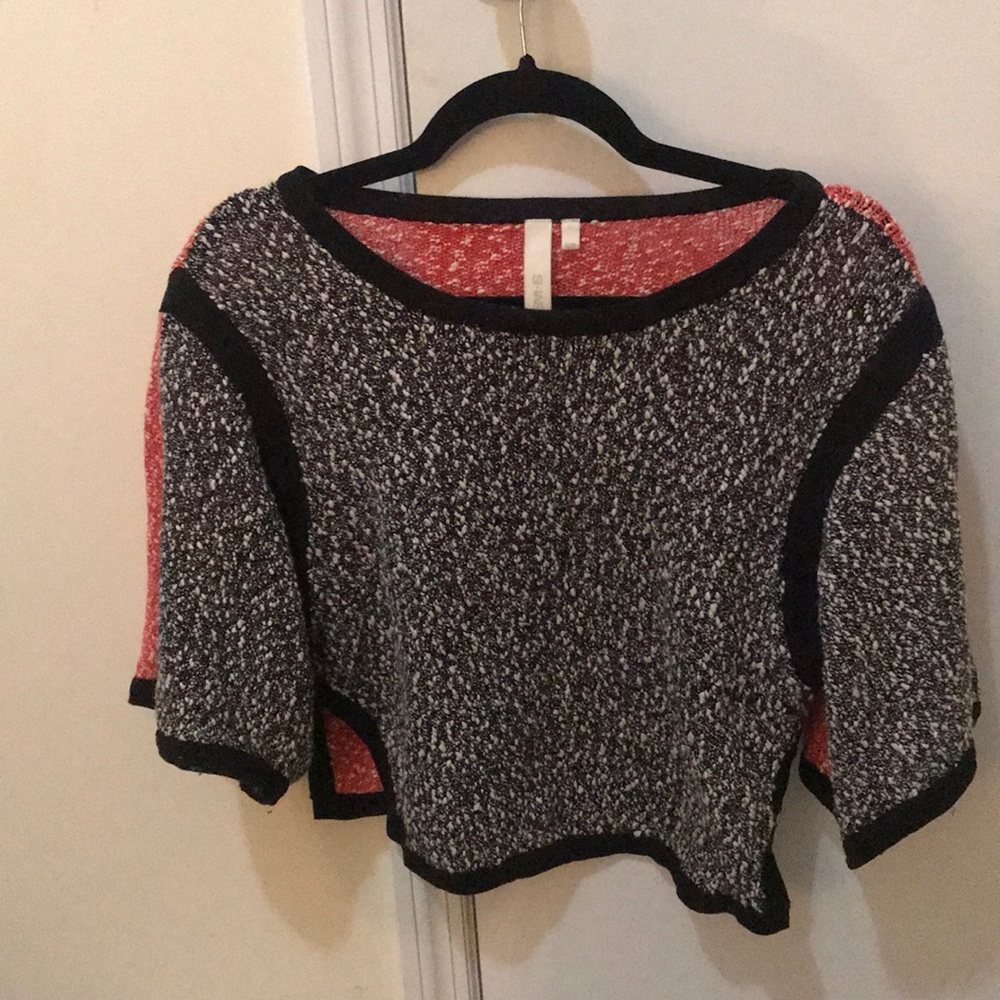 SI-IAE CROPPED SHORT SLEEVE SWEATER SIZE XS