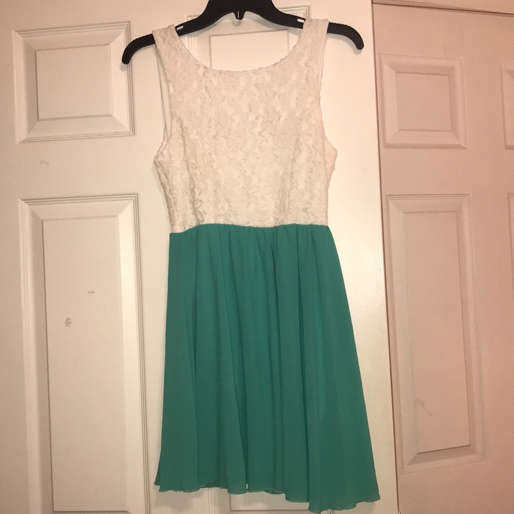 green/blue and white dress