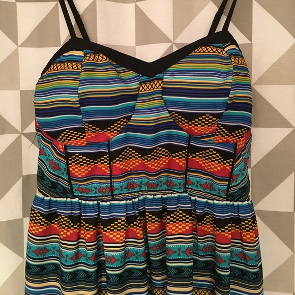 Colorful southwest style printed dress - Picture 2 of 4