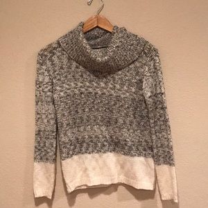 Turtle neck sweater