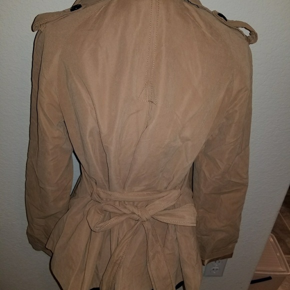 H&M beige light weight coat - Picture 2 of 4