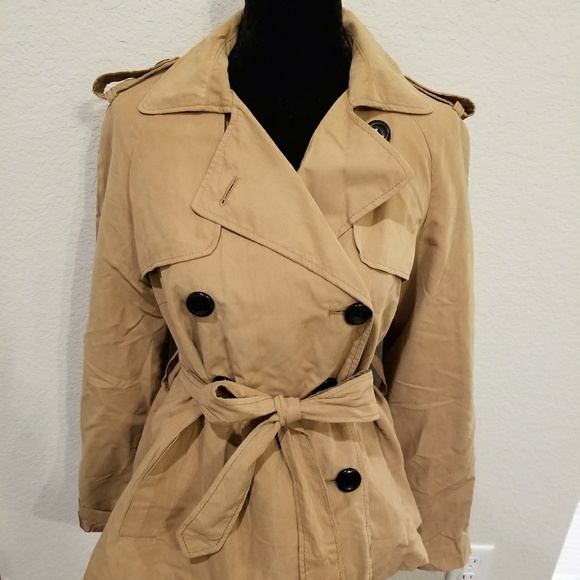 H&M beige light weight coat - Picture 3 of 4