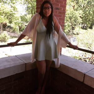 Meet your Posher, Assata